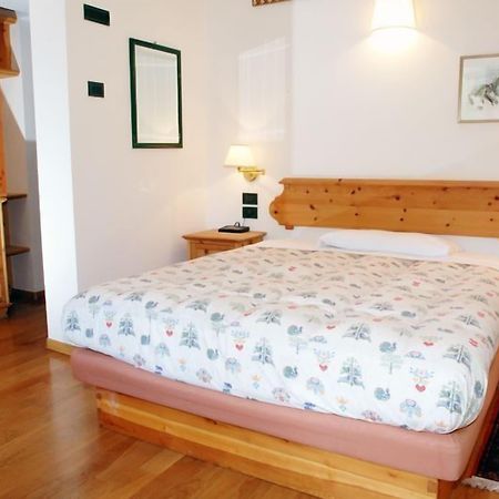 Hotel Laurino à Moena Extérieur photo
